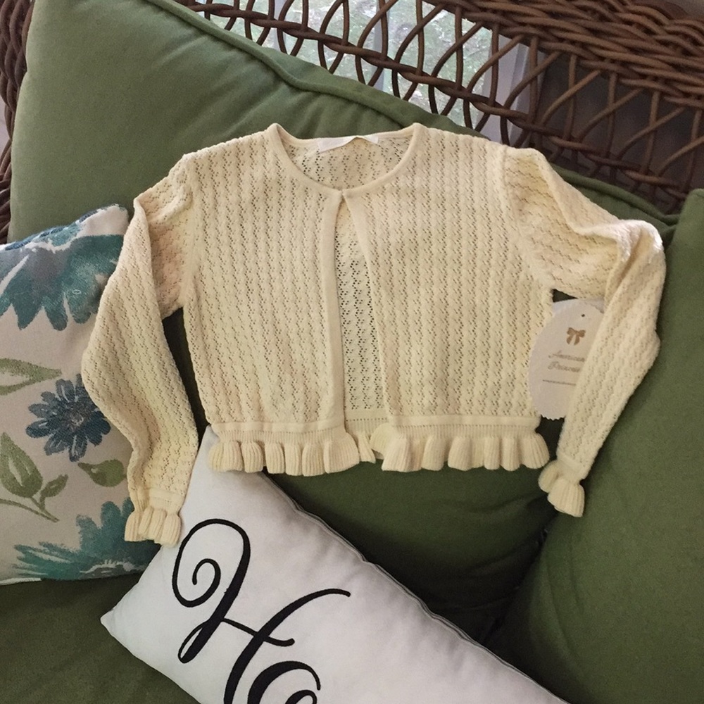American Princess girl’s yellow sweater